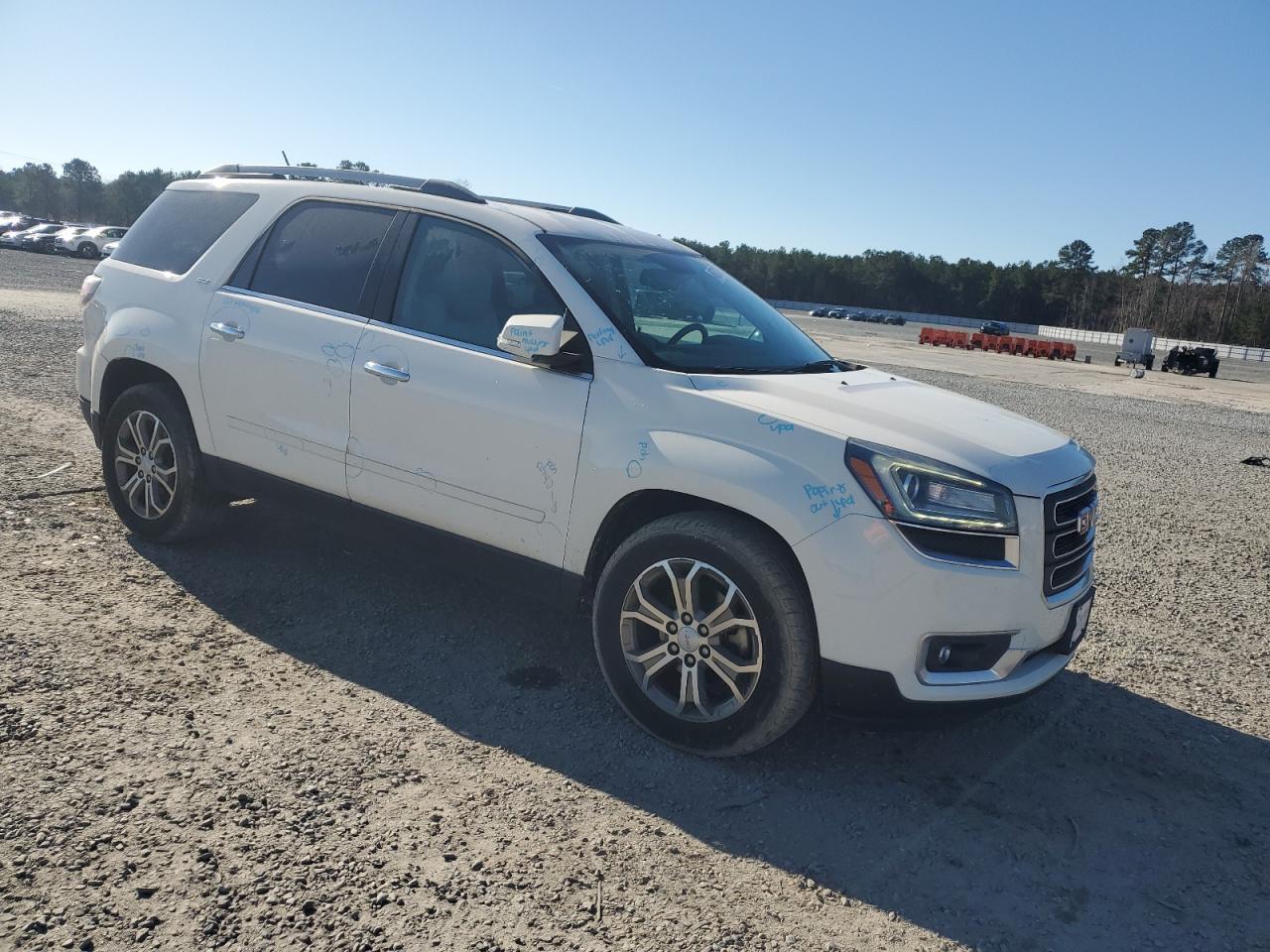 2014 GMC Acadia - Image 4