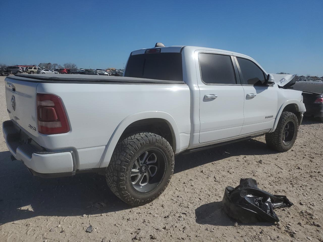 2021 RAM 1500 - Image 3