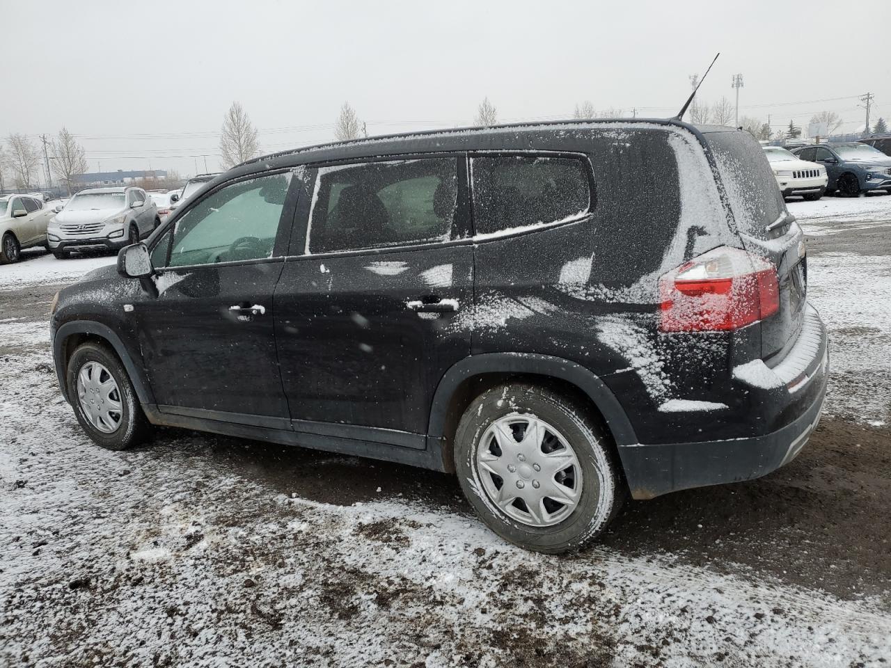 2013 Chevrolet Orlando - Image 2