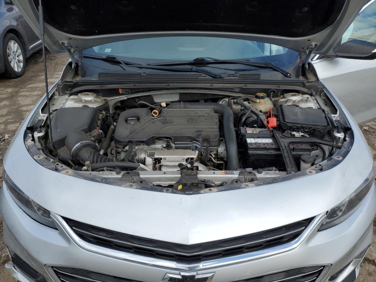 2018 Chevrolet Malibu - Image 11