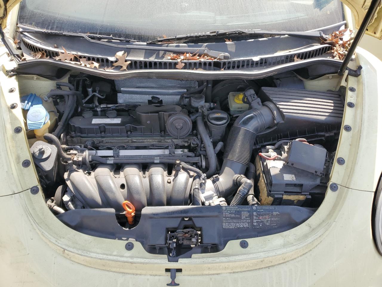 2006 Volkswagen New Beetle Convertible Option Package 1 VIN: 3VWRF31Y26M320581 Lot: 48124405