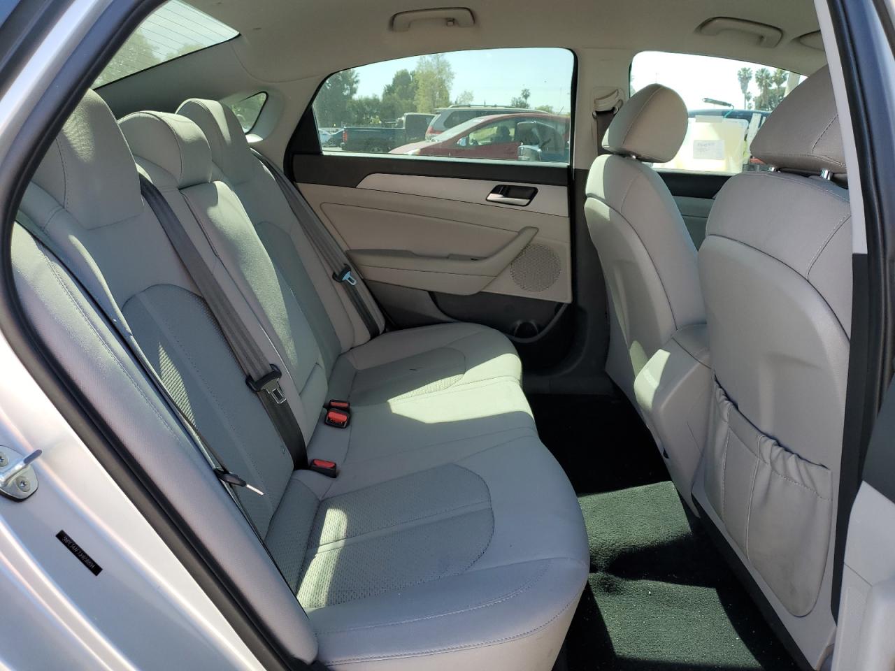 2018 Hyundai Sonata - Image 10