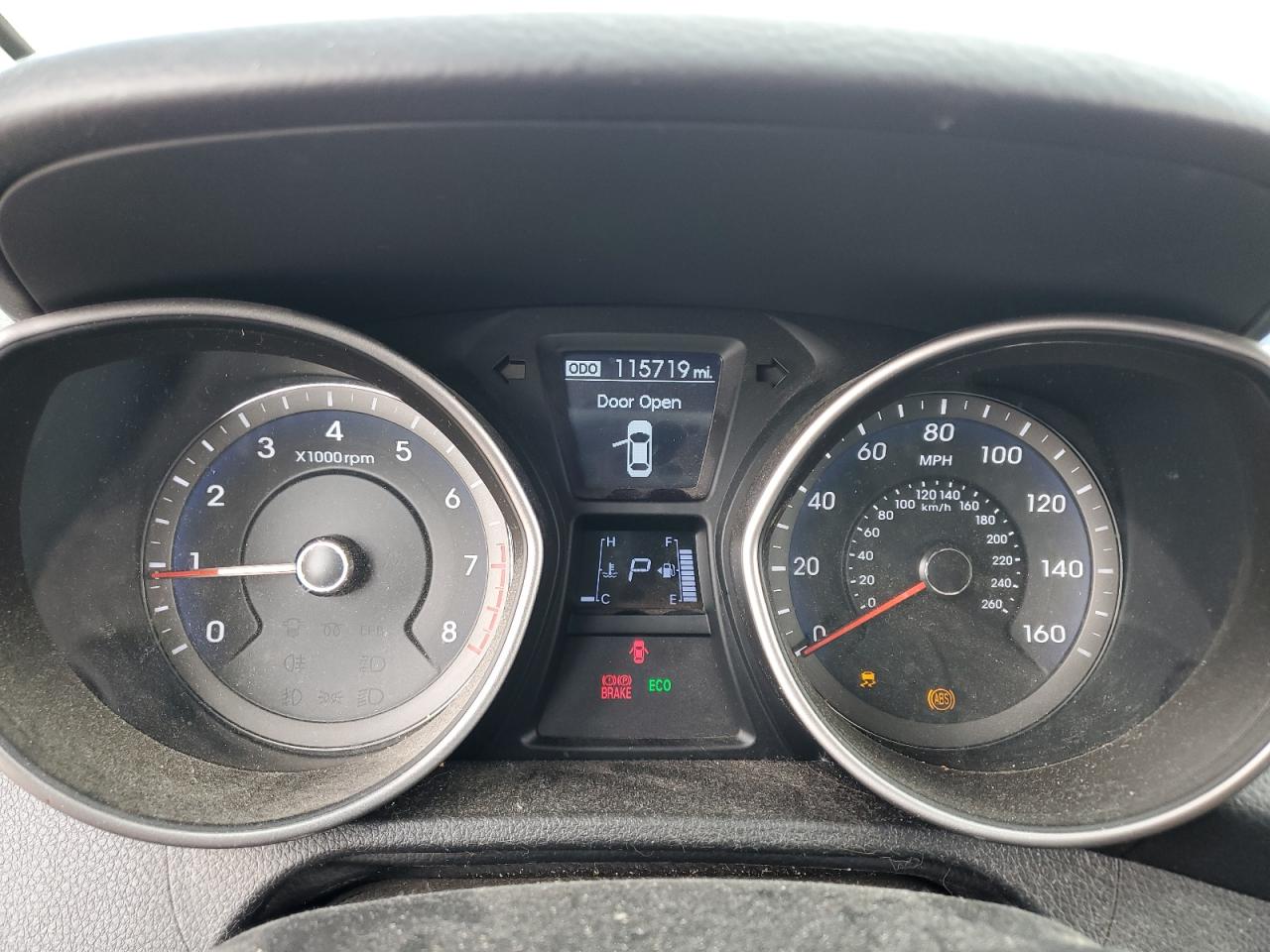 2013 Hyundai Elantra - Image 9