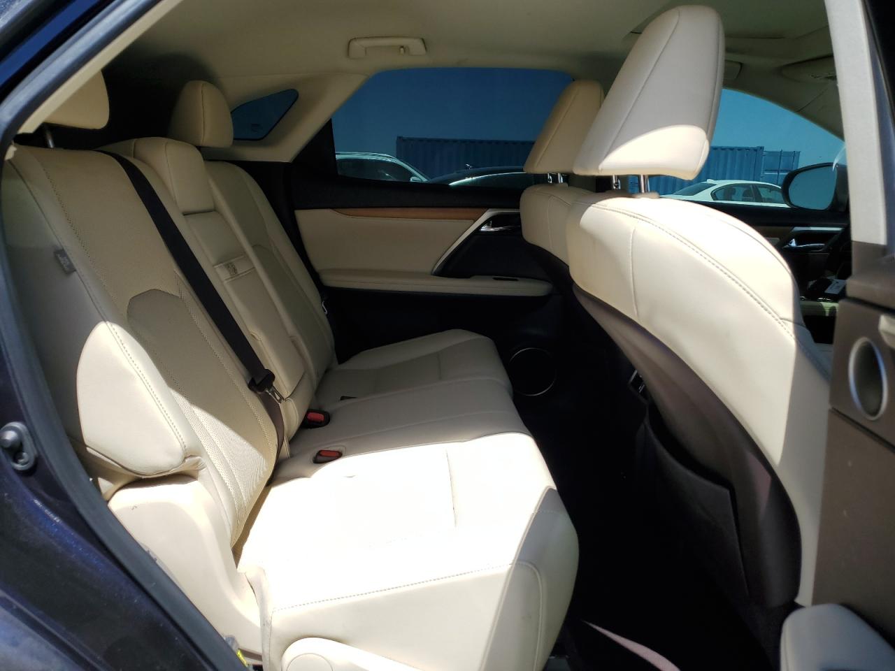 2020 Lexus RX - Image 10