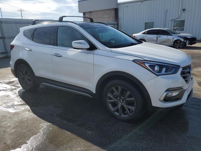  HYUNDAI SANTA FE 2017 Biały