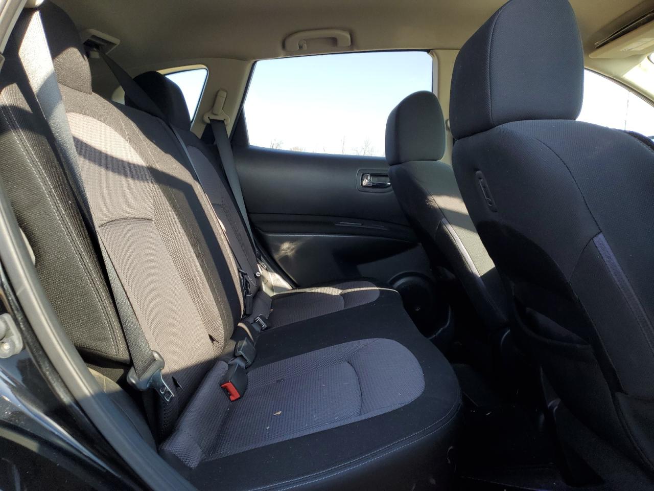 2011 Nissan Rogue - Image 11