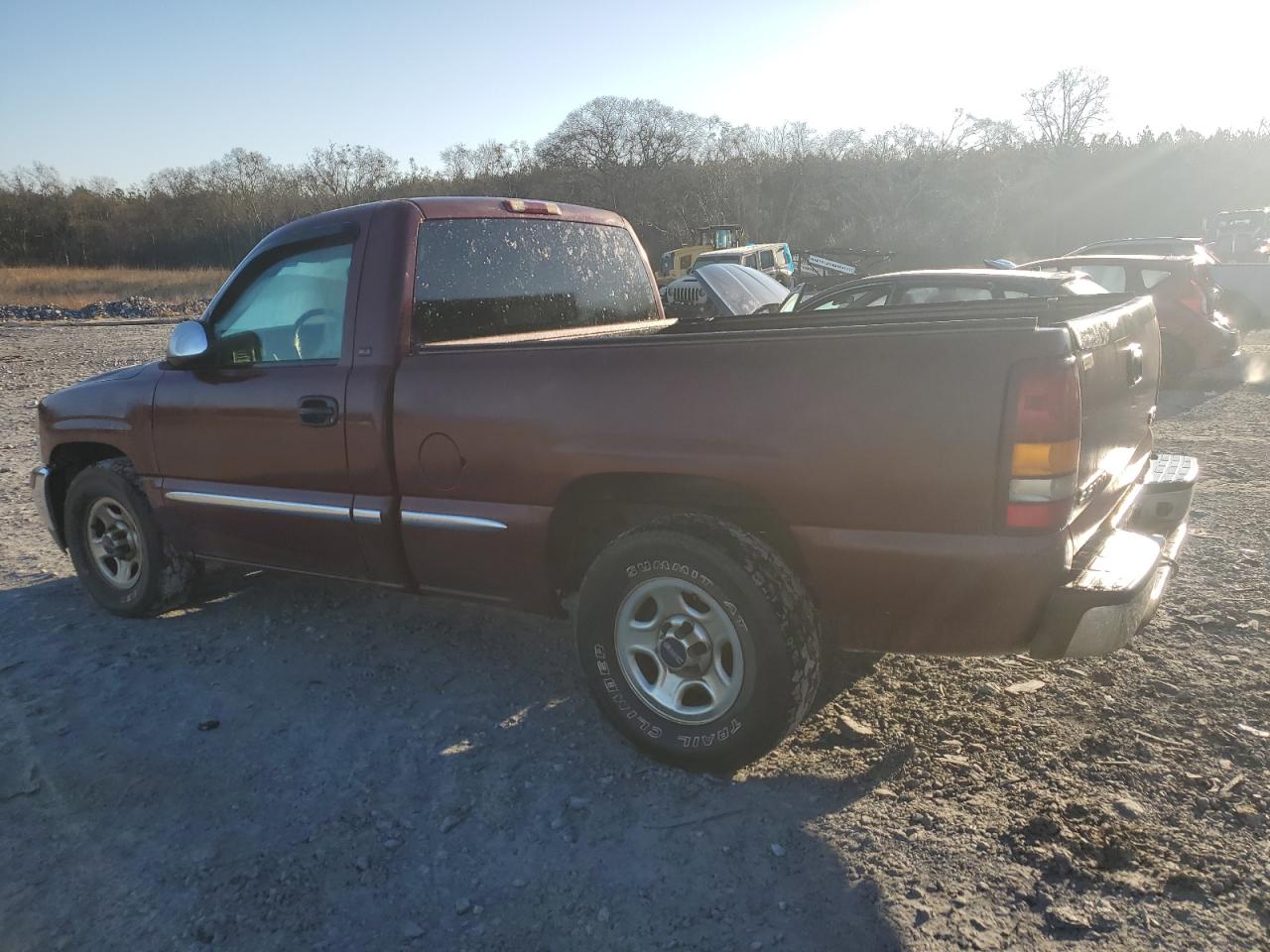 2002 GMC Sierra - Image 2