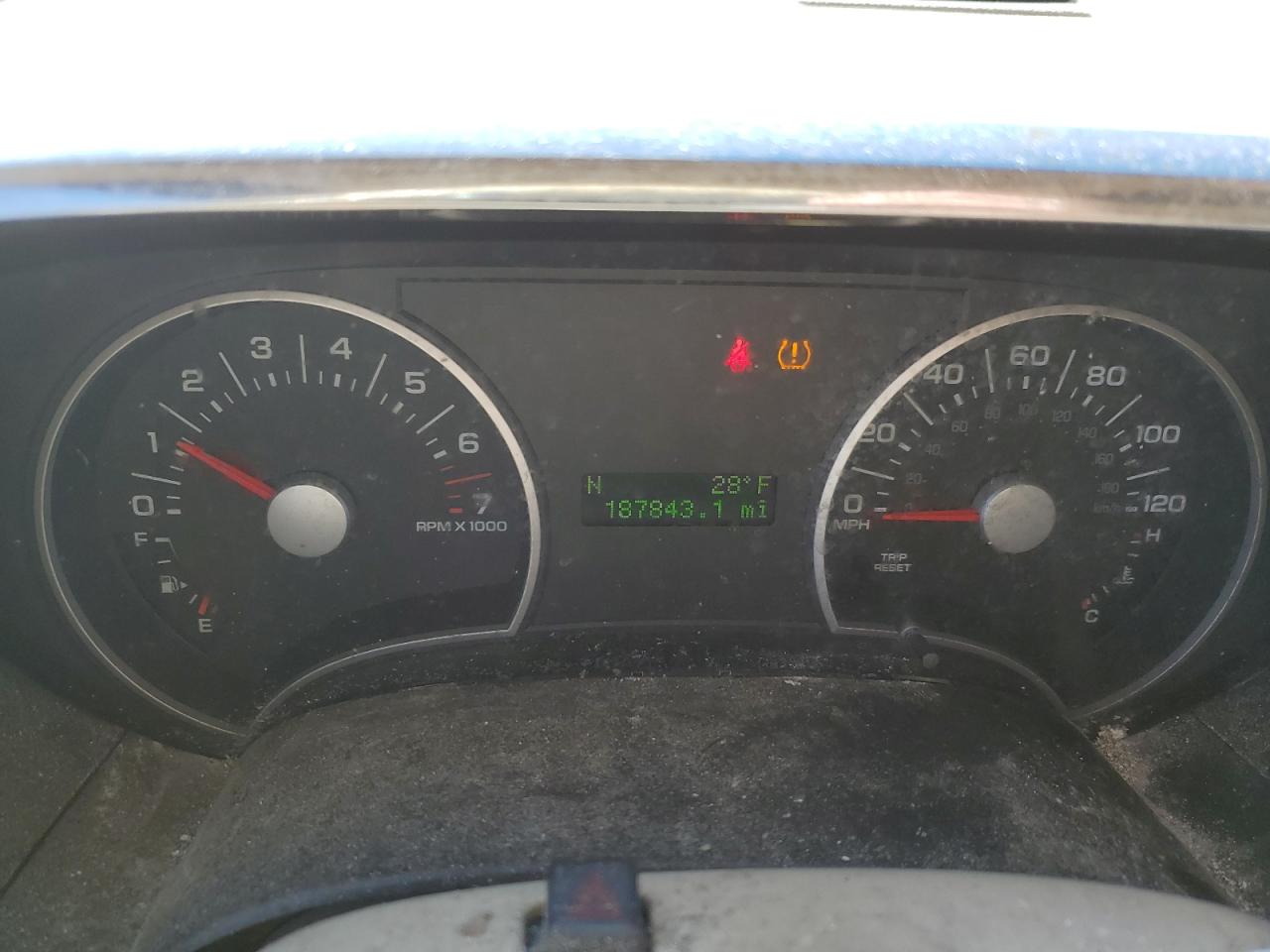 2006 Ford Explorer - Image 9