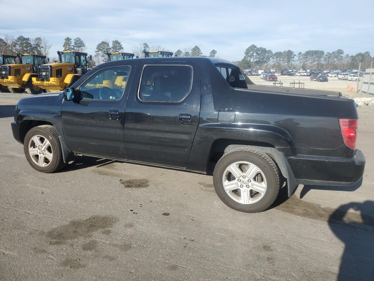 2010 Honda Ridgeline - Image 2