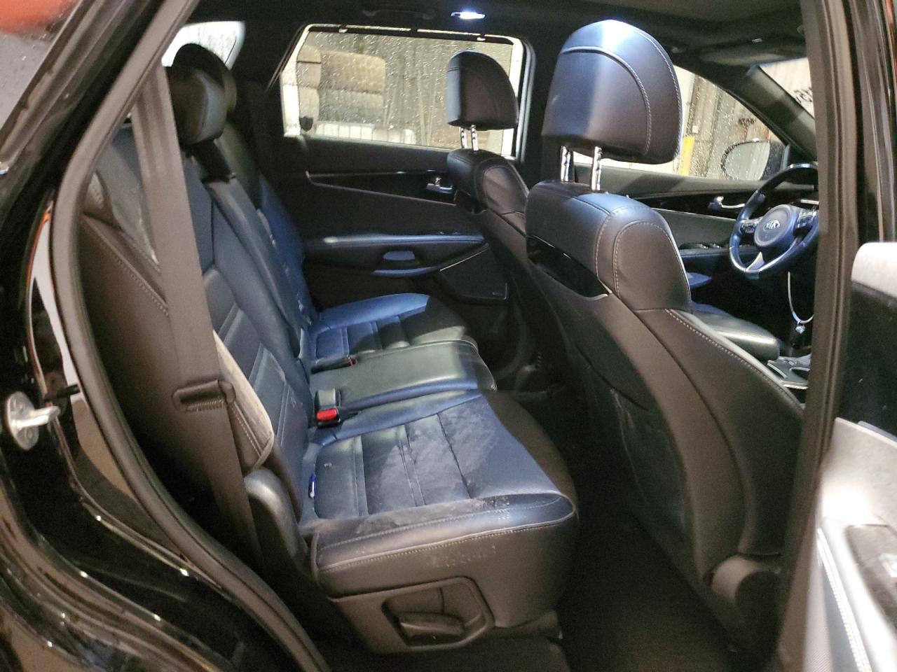 2017 Kia Sorento - Image 11