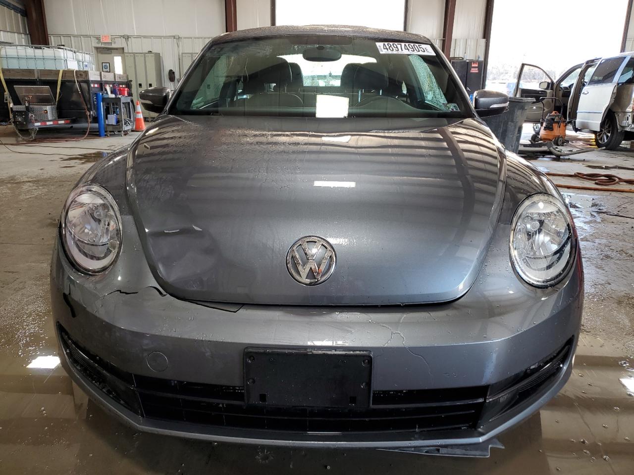 2013 Volkswagen Beetle - Image 5
