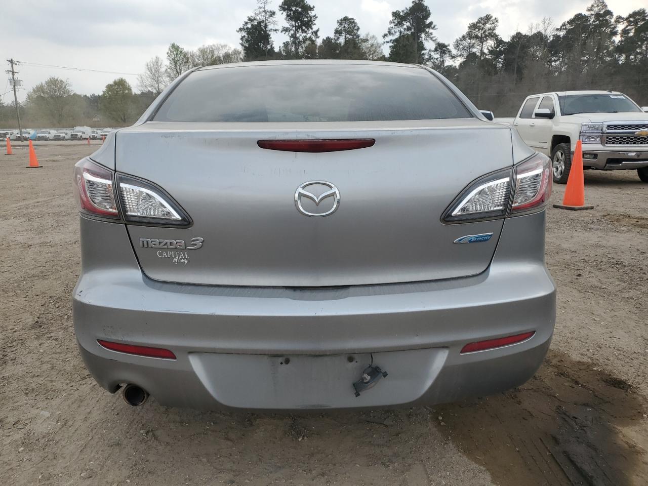 2012 Mazda 3 - Image 6