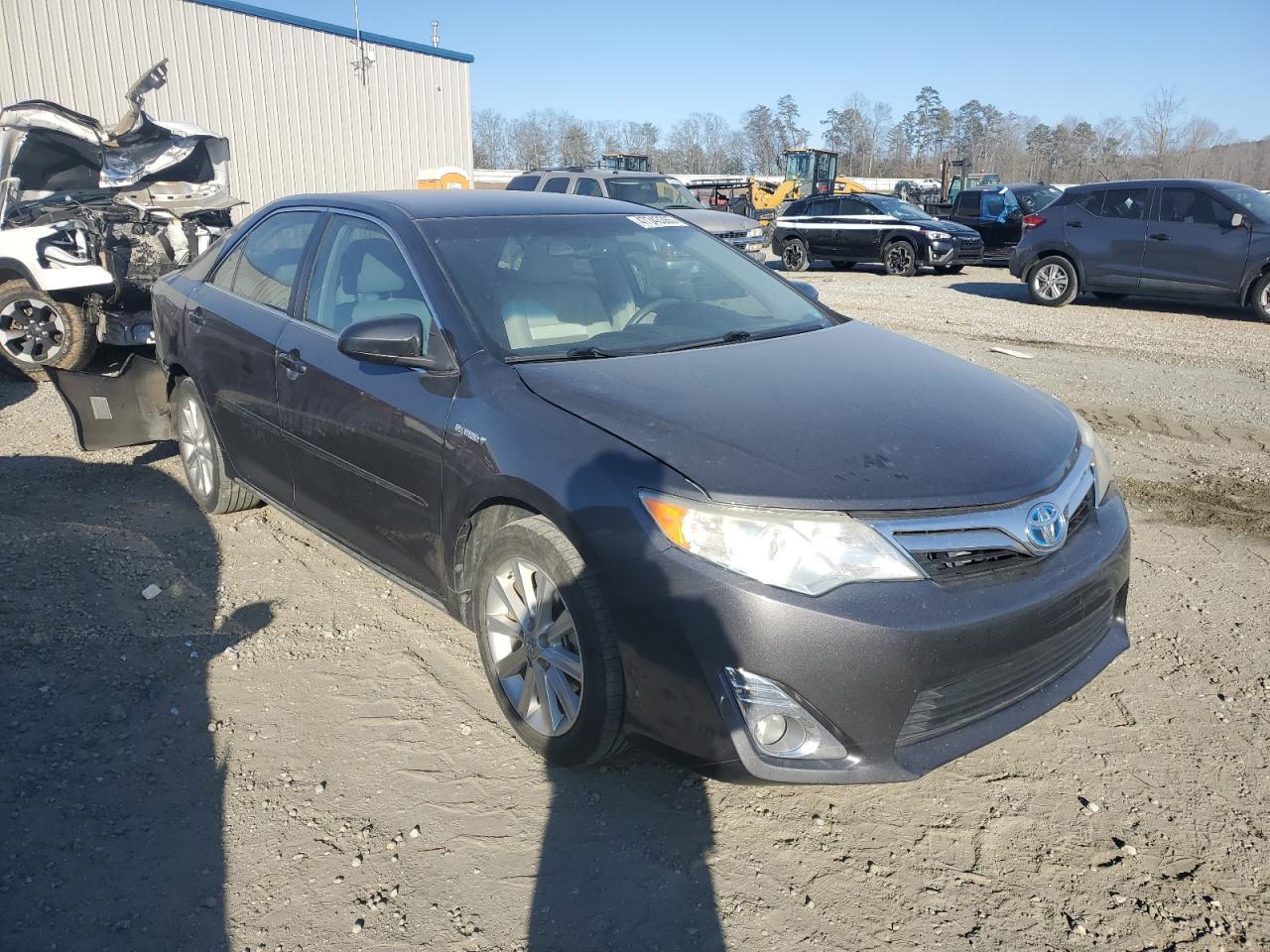 2012 Toyota Camry - Image 4