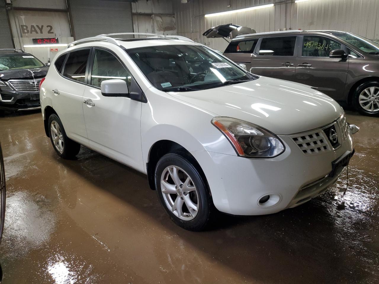2010 Nissan Rogue - Image 4