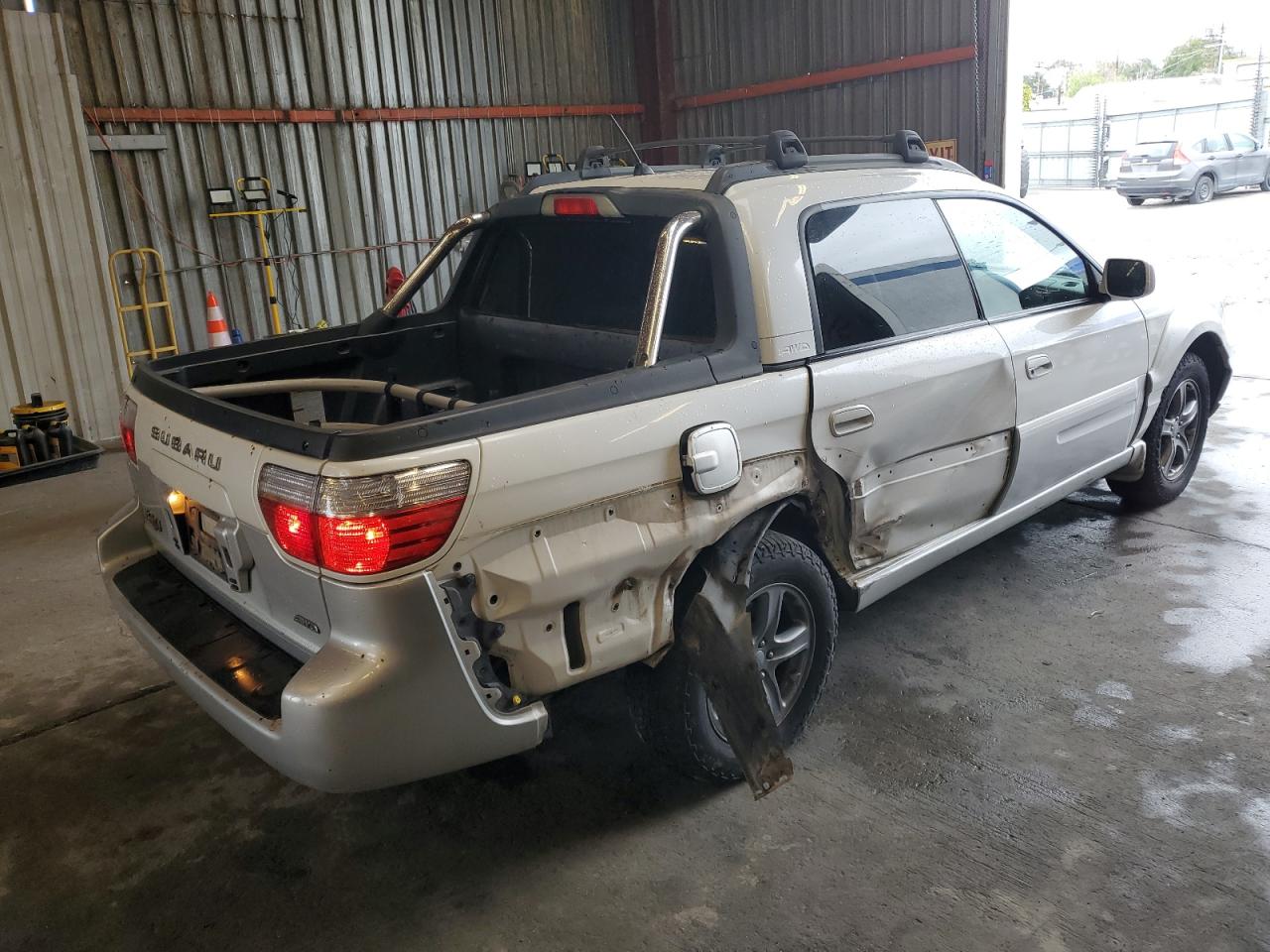 2005 Subaru Baja - Image 3