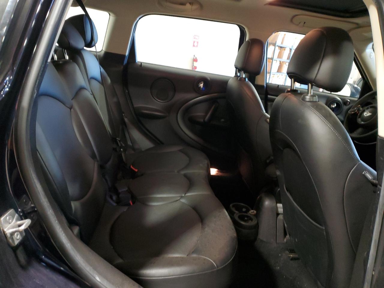 2015 MINI Cooper - Image 10