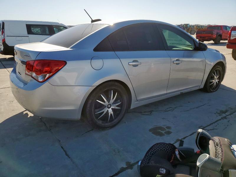 Sedans CHEVROLET CRUZE 2015 Silver