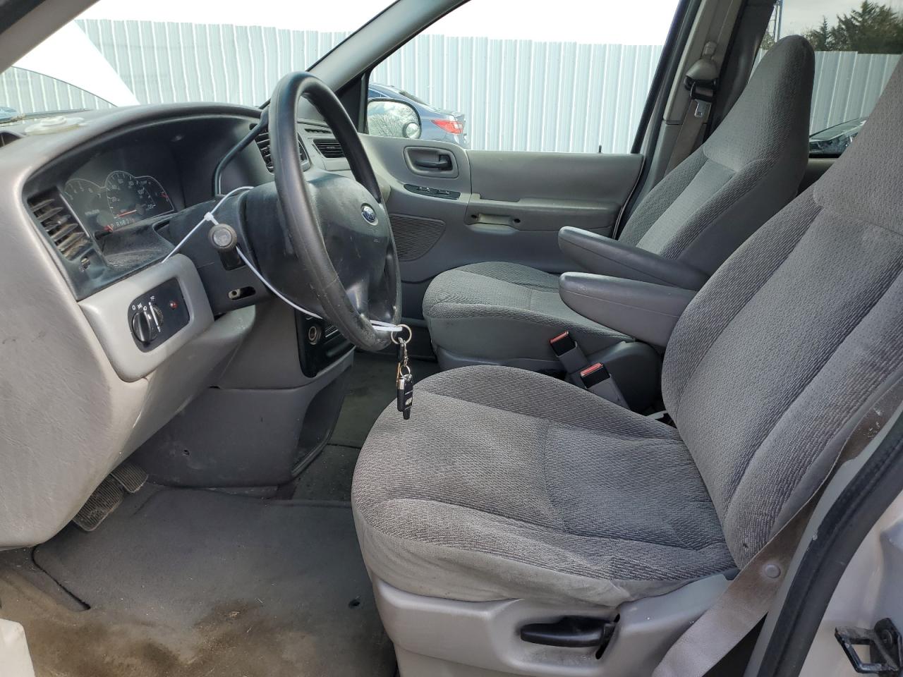 2003 Ford Windstar - Image 7