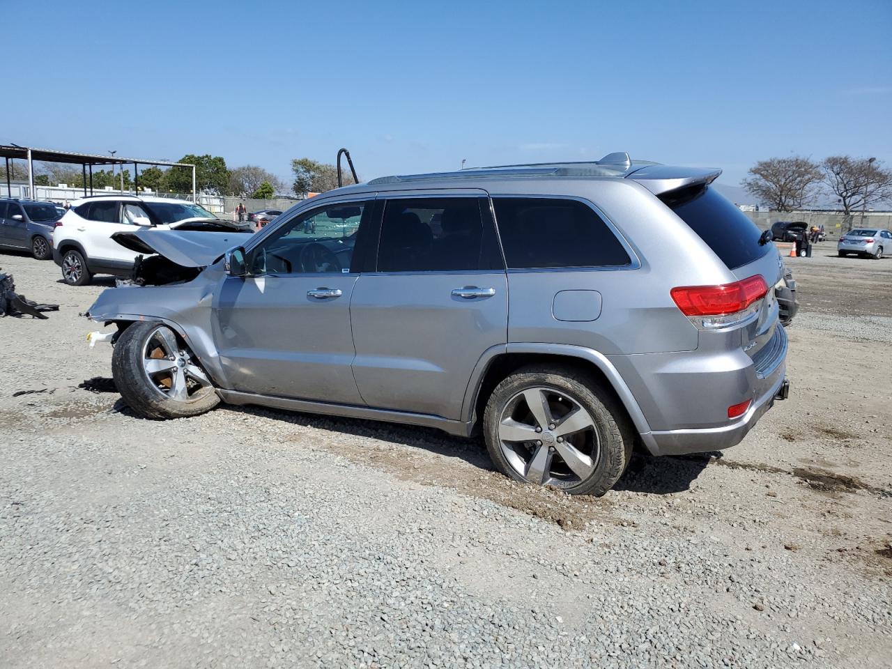 2015 Jeep Grand Cherokee - Image 2