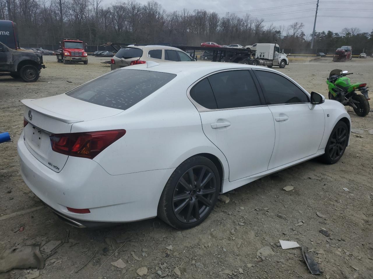 2015 Lexus GS - Image 3