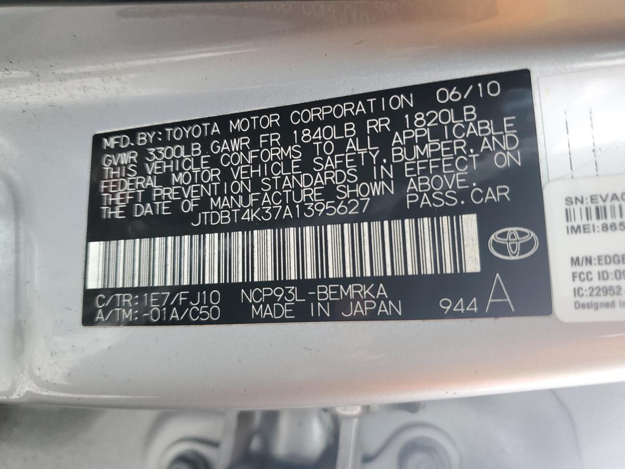 2010 Toyota Yaris - Image 12
