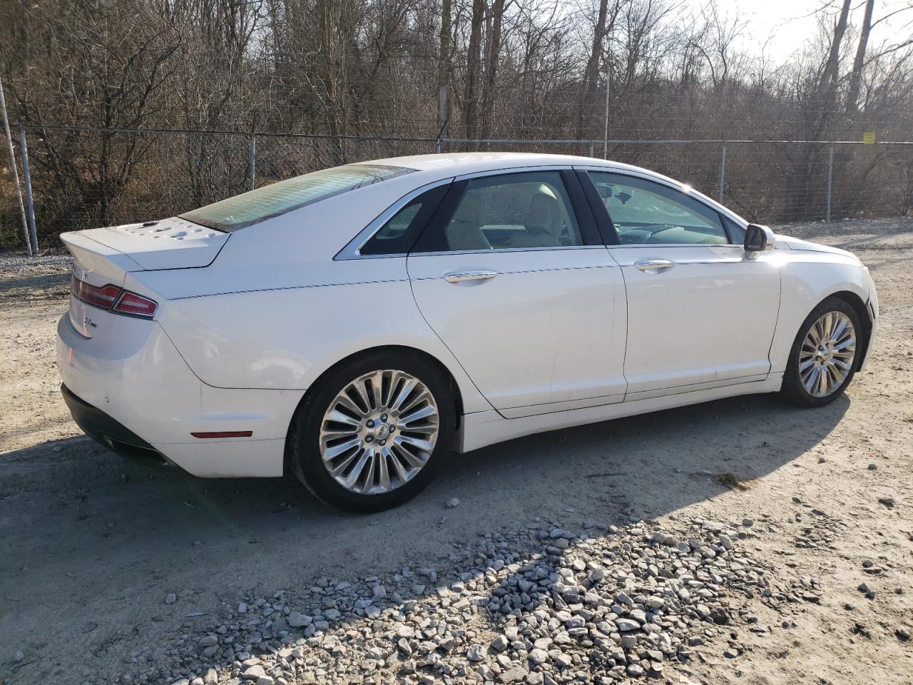 2014 Lincoln MKZ - Image 3