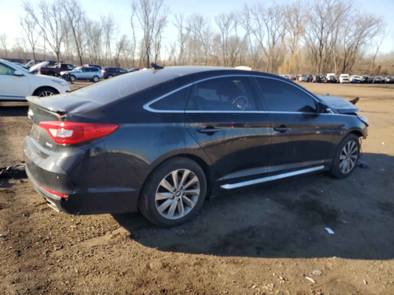 2017 Hyundai Sonata - Image 3