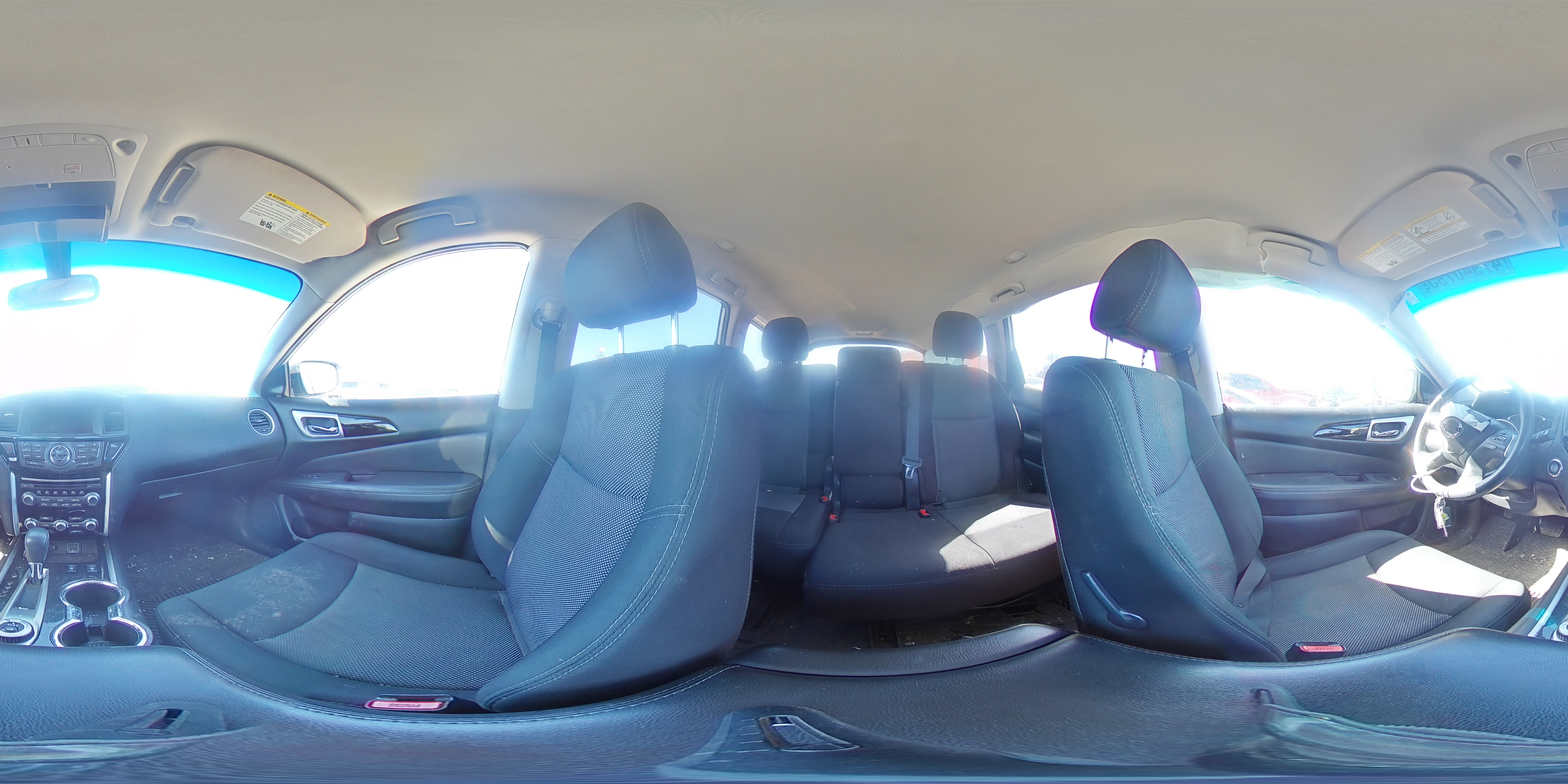2018 Nissan Pathfinder - Image 13