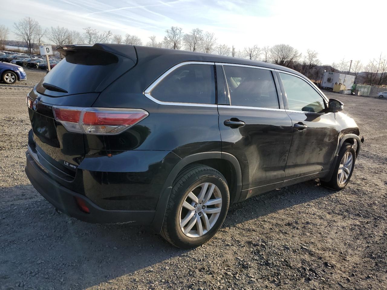 2015 Toyota Highlander - Image 3