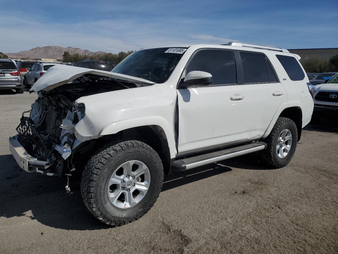 2017 Toyota 4Runner Sr5/Sr5 Premium იყიდება Las Vegas-ში, NV - Front End