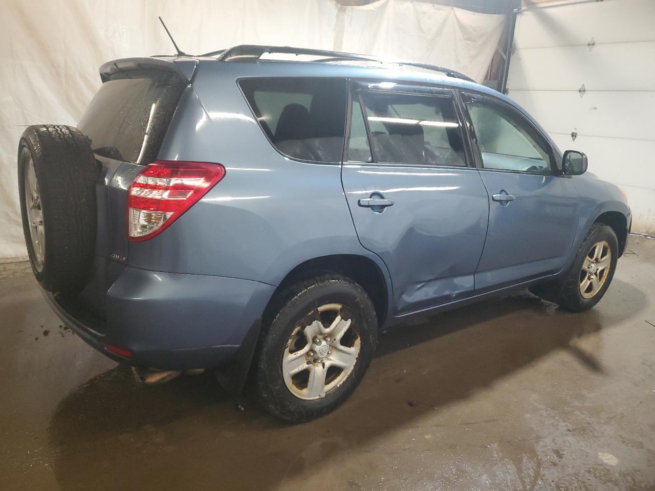 2012 Toyota RAV 4 - Image 3