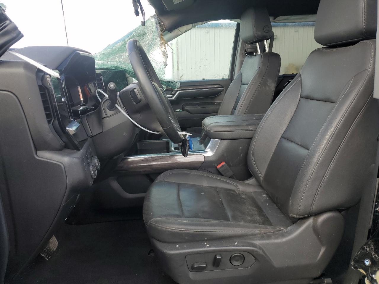 2024 Chevrolet Silverado - Image 7
