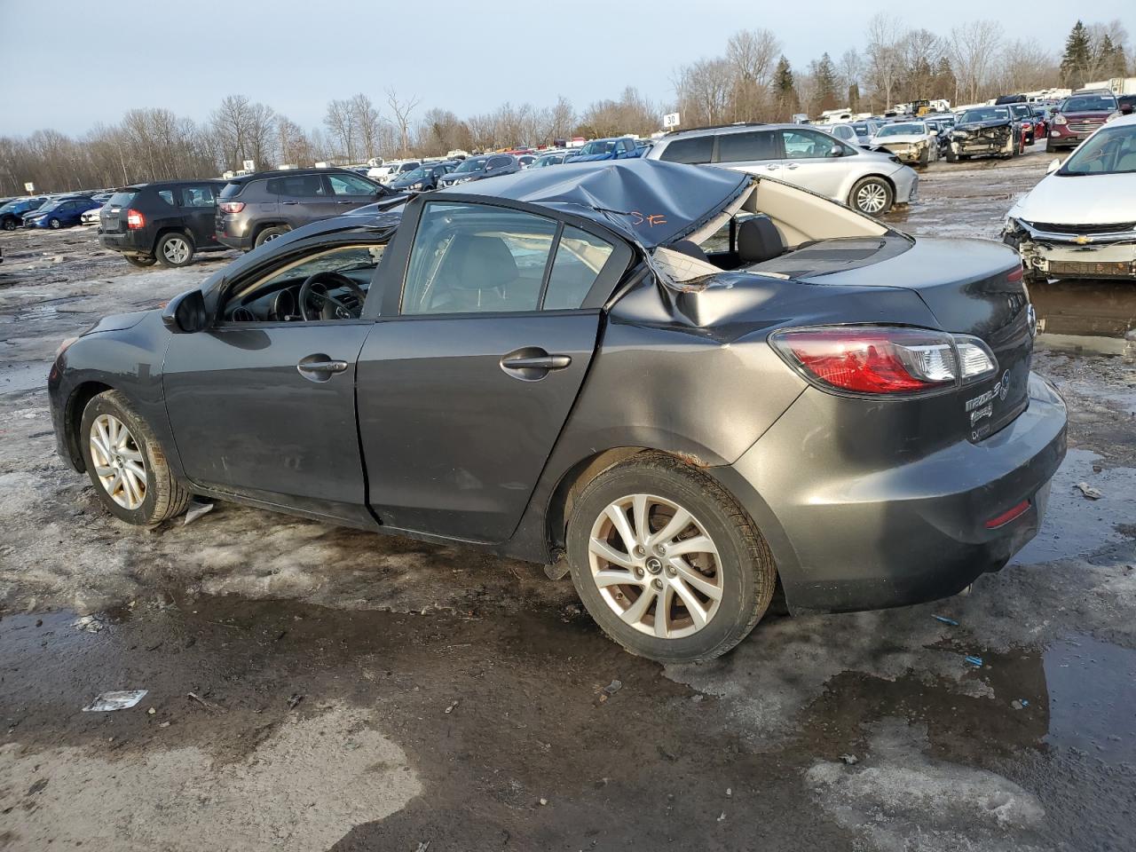 2013 Mazda 3 - Image 2