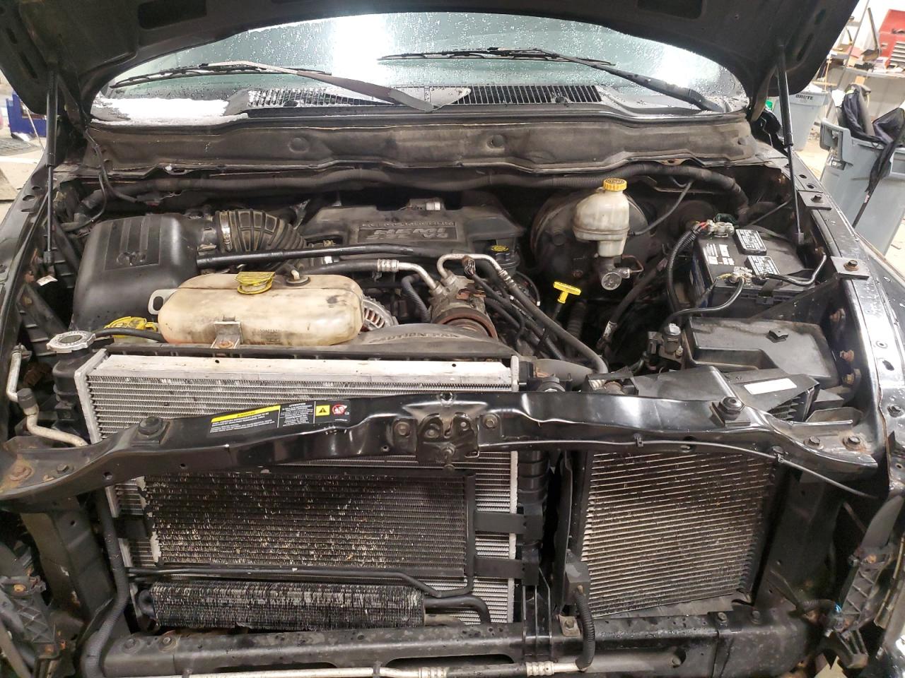 2004 Dodge RAM - Image 12