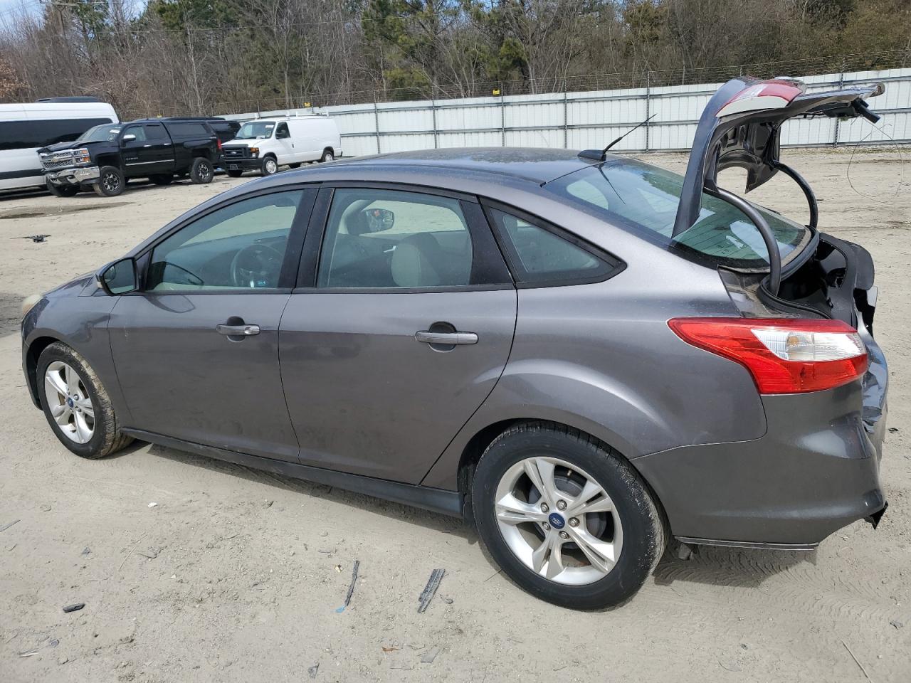2014 Ford Focus - Image 2