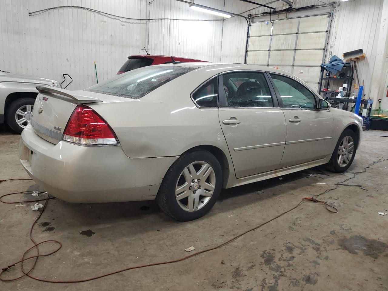 2011 Chevrolet Impala - Image 3