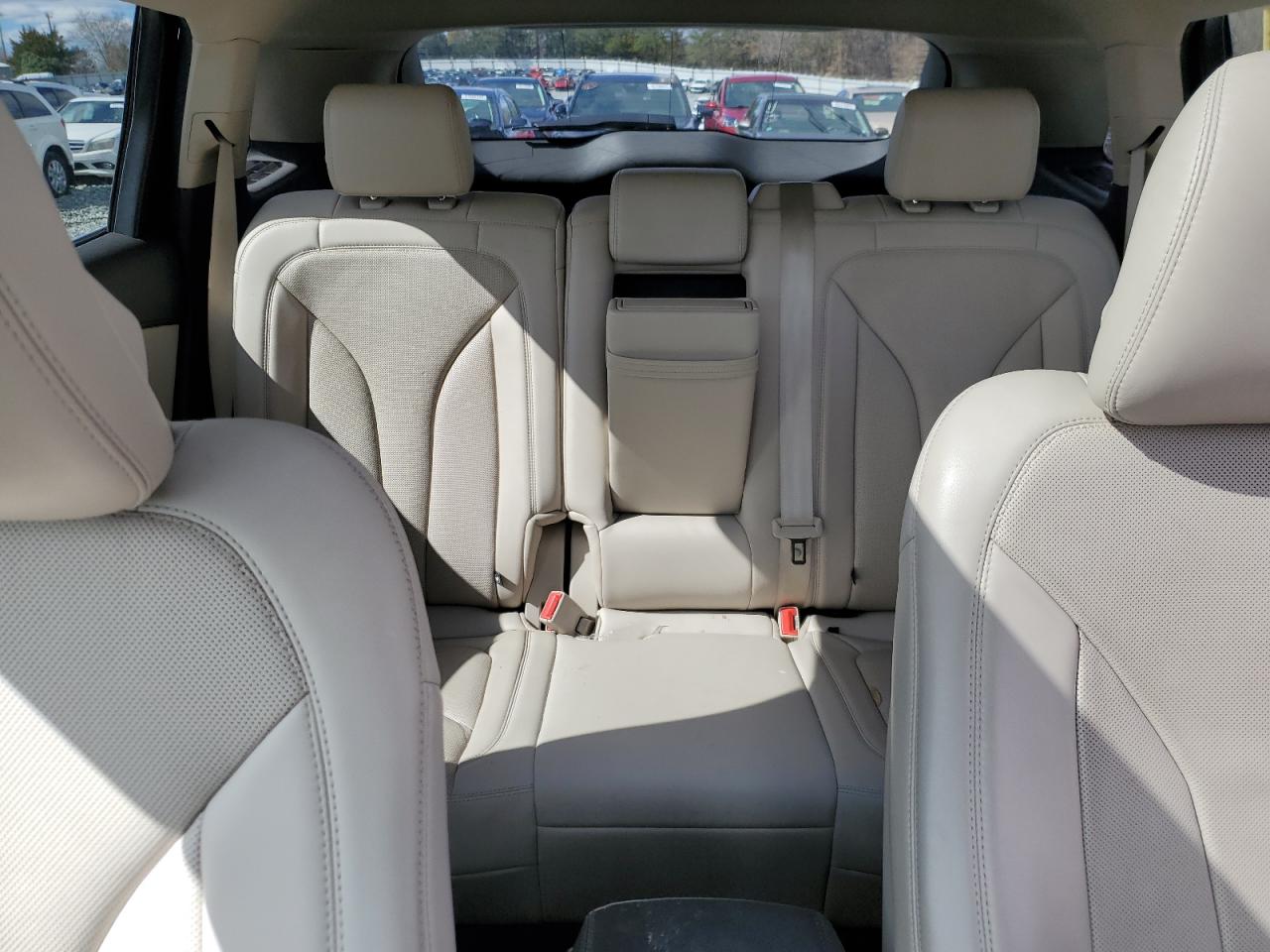 2019 Lincoln Nautilus - Image 10