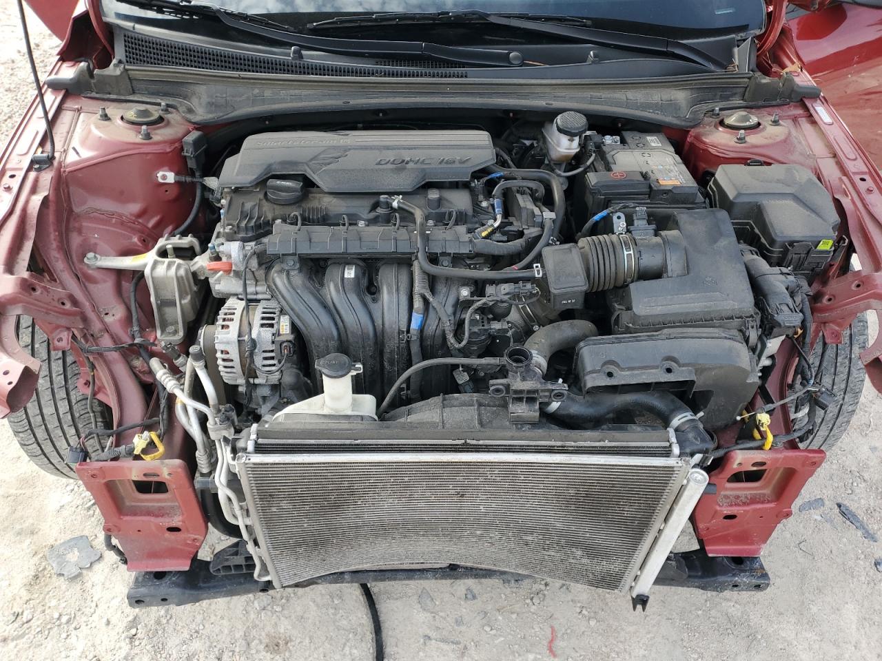 2024 Hyundai Elantra - Image 11