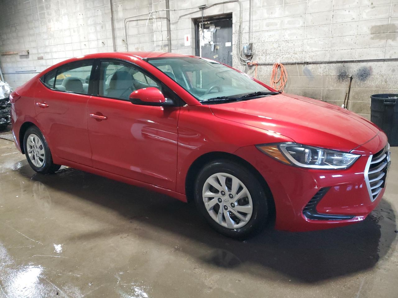 2017 Hyundai Elantra - Image 4