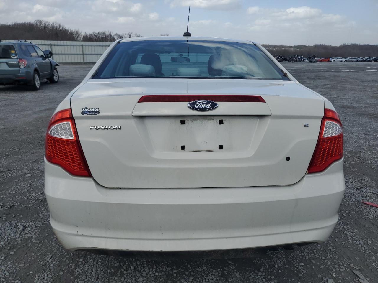 2010 Ford Fusion - Image 6