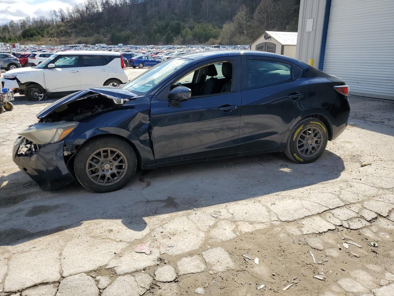 2016 Toyota Scion Ia იყიდება Hurricane-ში, WV - Front End