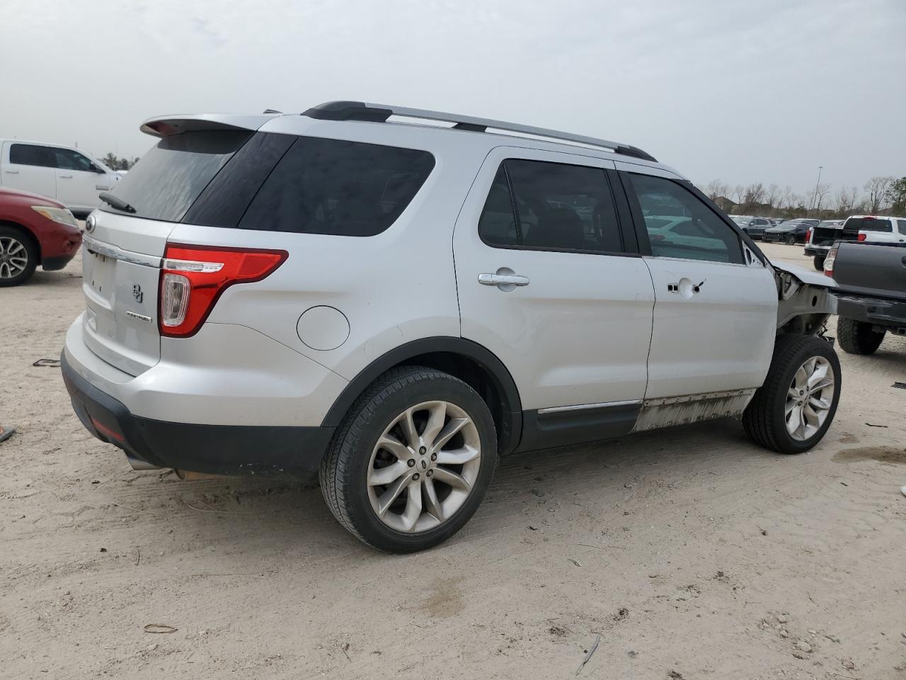 2013 Ford Explorer - Image 3