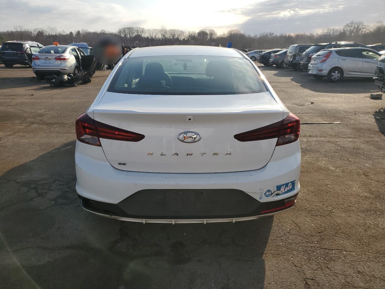2019 Hyundai Elantra - Image 6