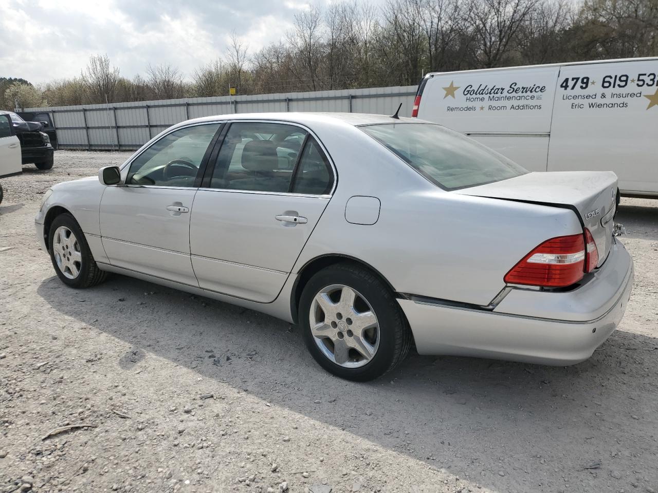 2004 Lexus LS - Image 2