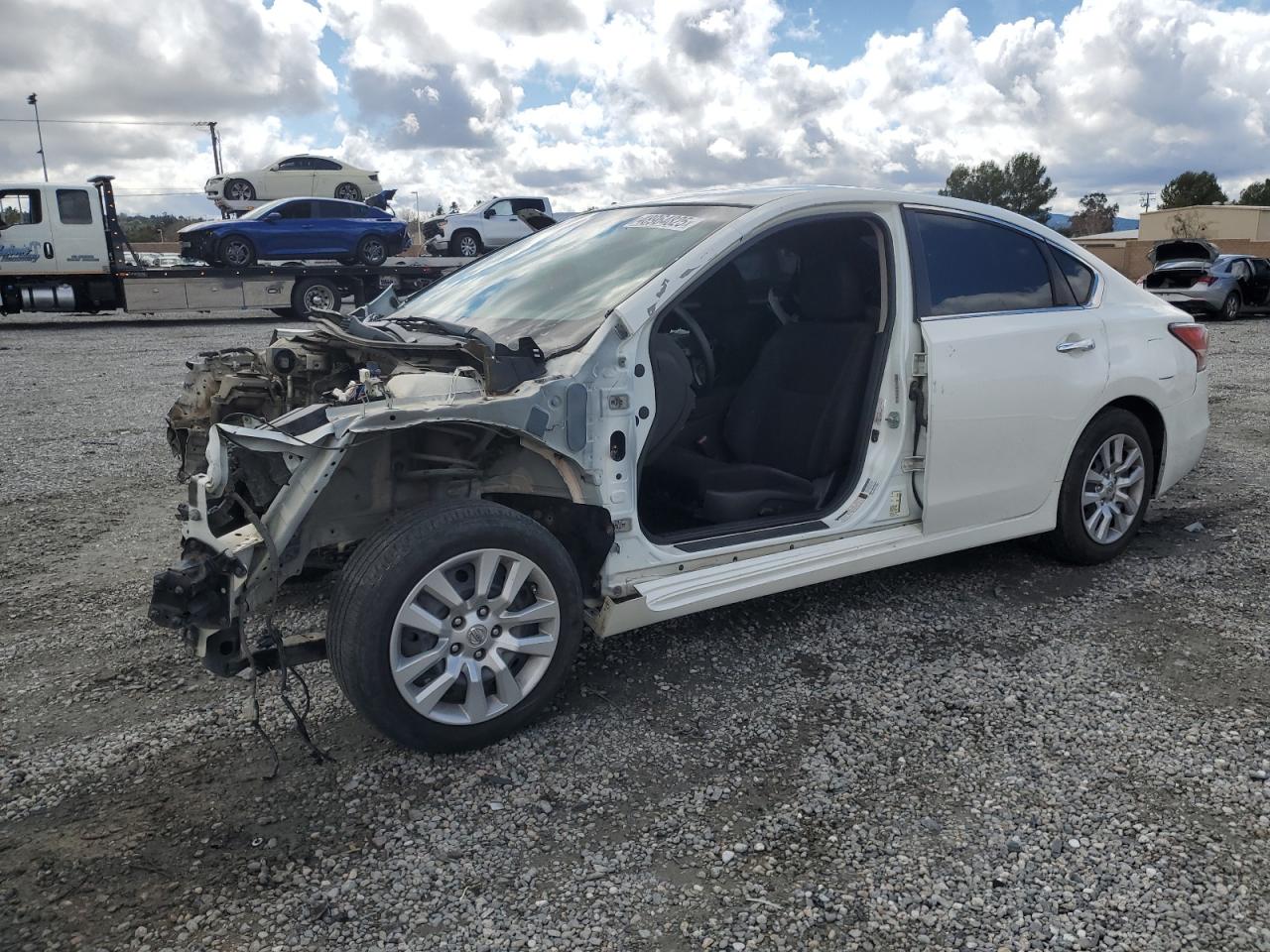 2014 Nissan Altima - Image 1