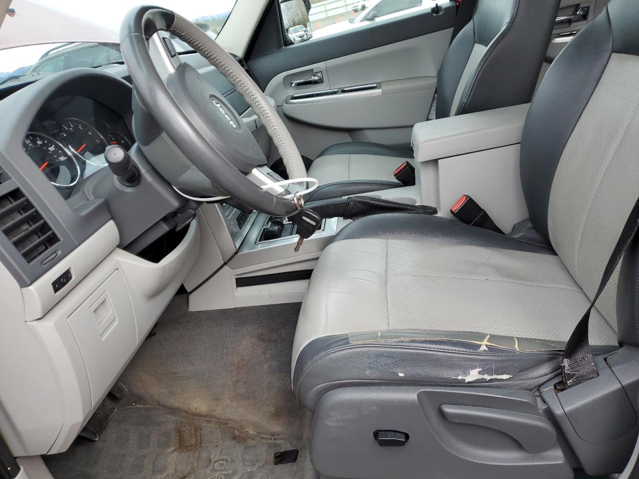 2008 Jeep Liberty (North America) - Image 7