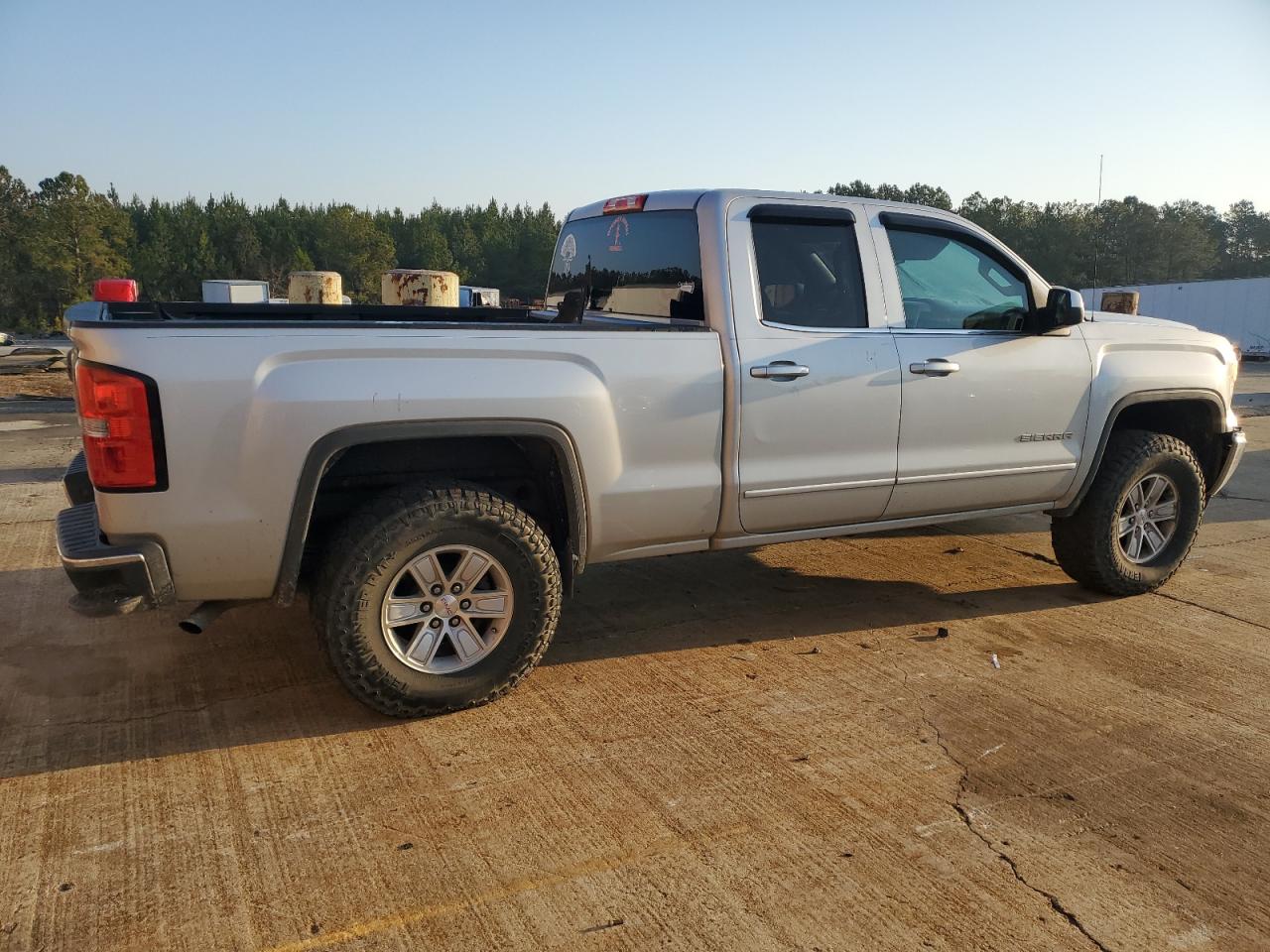 2014 GMC Sierra - Image 3