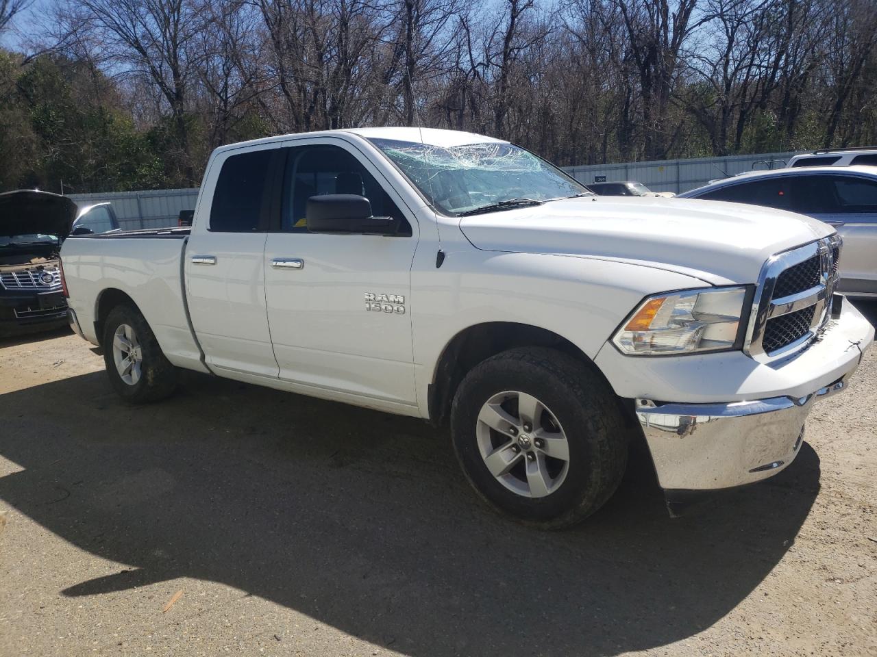 2016 RAM 1500 - Image 4