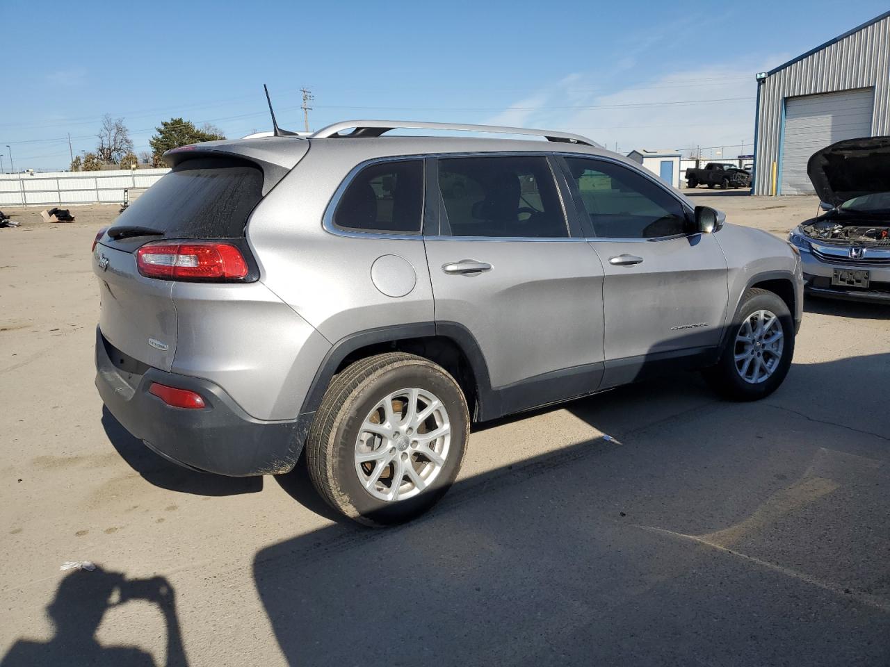 2018 Jeep Grand Cherokee - Image 3