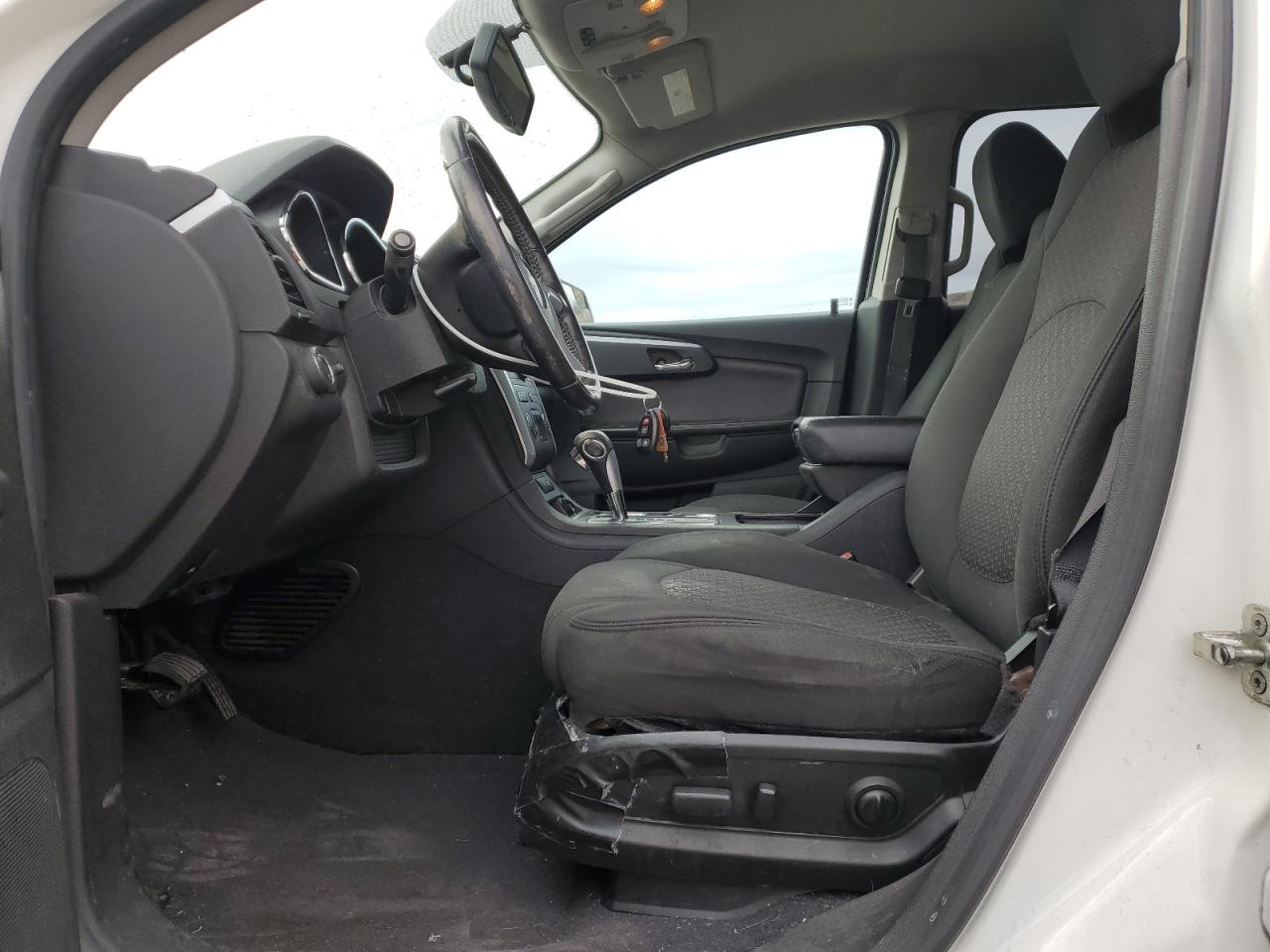 2011 Chevrolet Traverse - Image 7